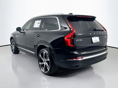 New 2026 Volvo XC90 B5 Plus w/ Protection Package Premier AWD/4WD image 7