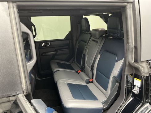 Certified 2024 Ford Bronco Outer Banks image 12