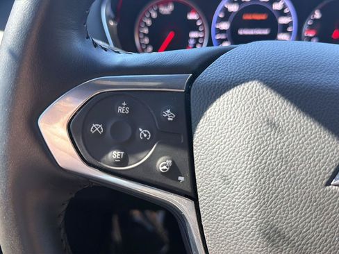 Used 2022 Chevrolet Traverse Premier w/ Redline Edition AWD/4WD image 22
