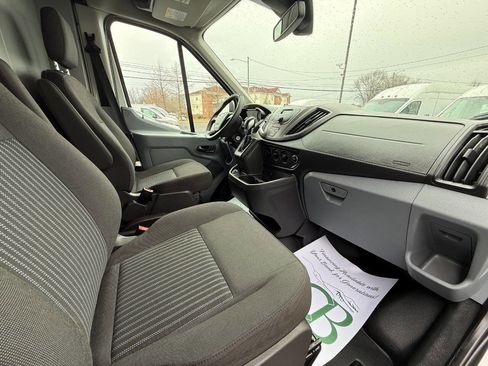 Used 2019 Ford Transit 250 148 Medium Roof image 8
