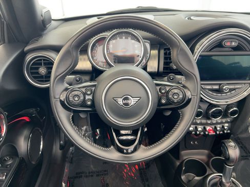 Used 2019 MINI Cooper S w/ Driver Assistance Package image 20