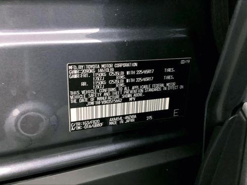 Used 2019 Toyota RAV4 LE w/ All Weather Liner Package AWD/4WD image 35