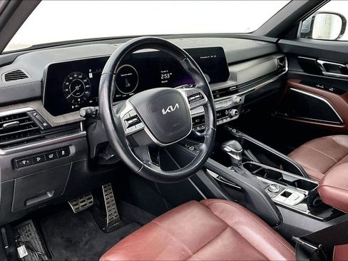 Used 2024 Kia Telluride SX image 17