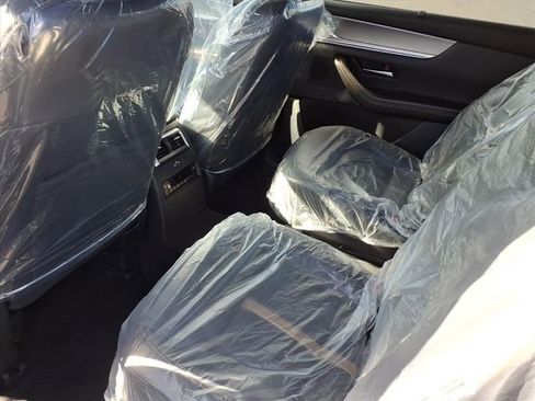 New 2025 MAZDA CX-90 Plug-In Hybrid w/ Premium Plus image 12