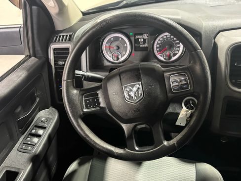 Used 2016 RAM 3500 Tradesman RWD image 12