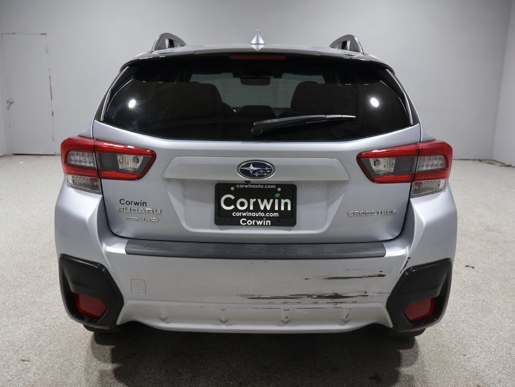 Used 2021 Subaru Crosstrek 2.0i Premium w/ Moonroof Package AWD/4WD image 3