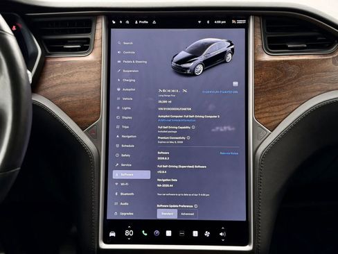 Used 2020 Tesla Model X Long Range image 15