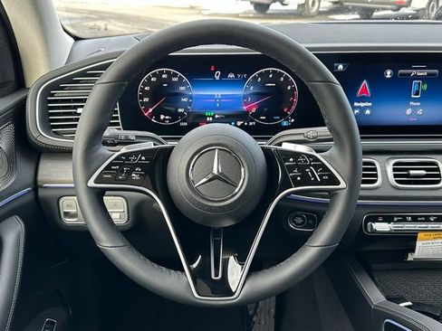 New 2026 Mercedes-Benz GLS 450 4MATIC image 13