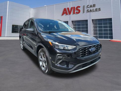 Used 2025 Ford Escape ST-Line image 3