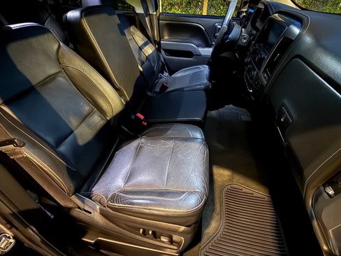 Used 2016 Chevrolet Silverado 2500 LTZ w/ Duramax Plus Package AWD/4WD image 2