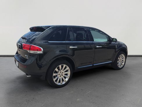 Used 2013 Lincoln MKX AWD image 5