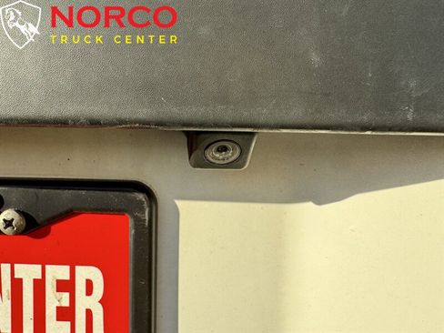 Used 2018 Nissan NV 1500 S w/ Rear Door Glass Package image 12