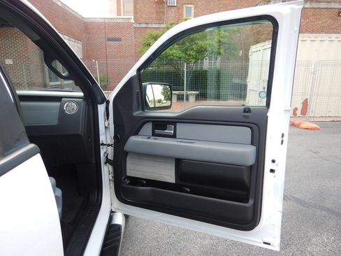 Used 2012 Ford F150 XLT w/ XTR Pkg AWD/4WD image 18