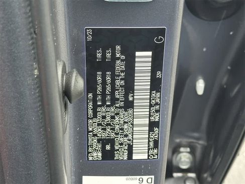 Used 2023 Lexus GX 460 Premium w/ Premium Plus Package image 22