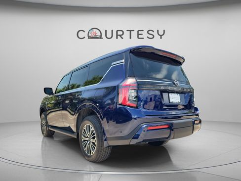 New 2025 Nissan Armada SL w/ Captain's Chari Seat Package image 2