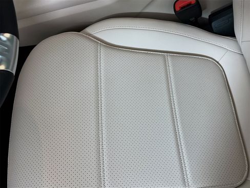 New 2026 Mercedes-Benz GLC 300 4MATIC image 21