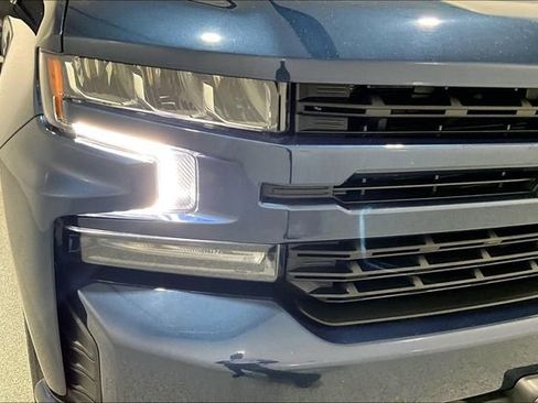 Used 2021 Chevrolet Silverado 1500 RST AWD/4WD image 33