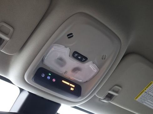 Used 2025 Buick Encore GX Preferred image 21