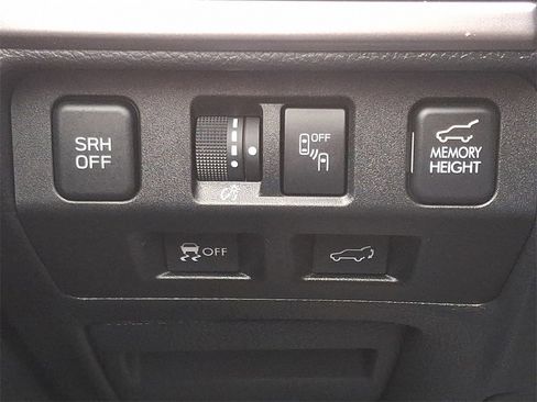 Used 2018 Subaru Forester 2.5i Touring image 24