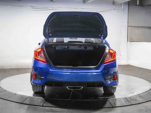 Used 2019 Honda Civic Sport image 24