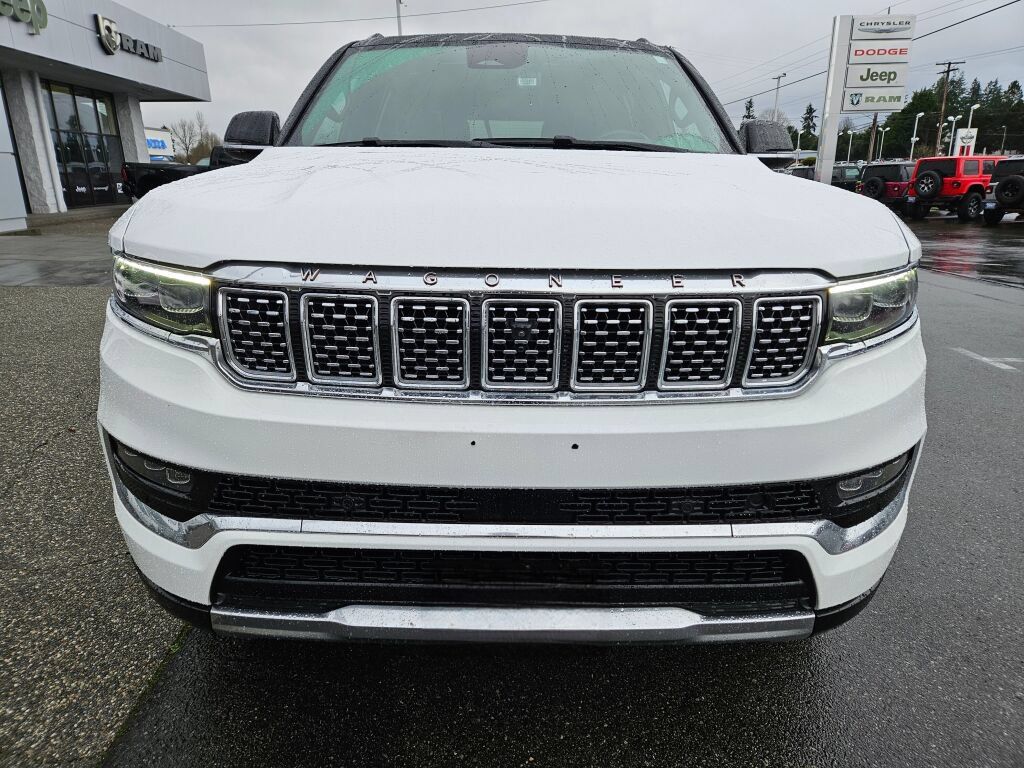 Used 2024 Jeep Grand Wagoneer L Series III AWD/4WD image 6