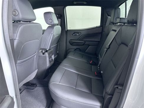 New 2025 Chevrolet Colorado LT w/ LT Convenience Package image 25