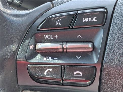 Used 2020 Hyundai Elantra Value Edition w/ Cargo Package (C1) image 10