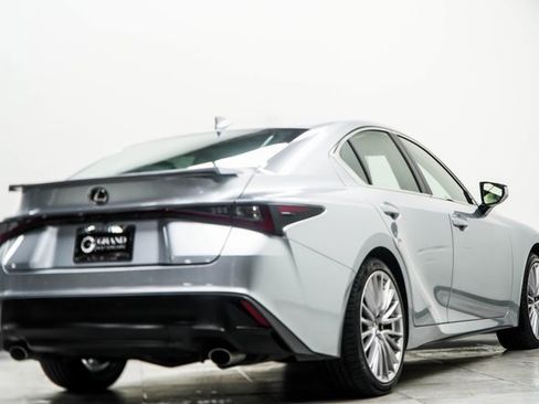 Used 2022 Lexus IS 300 AWD w/ Premium Package image 10