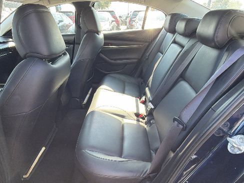 Used 2025 MAZDA MAZDA3 s FWD image 25