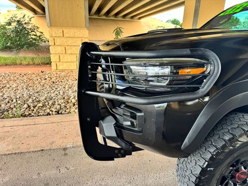 Used 2019 Toyota Tacoma TRD Pro AWD/4WD image 9