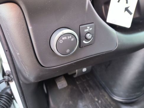 New 2025 Chevrolet Express 3500 w/ Driver Convenience Package image 22