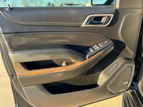 Used 2018 GMC Yukon XL Denali w/ Open Road Package image 25