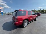 Used 2008 GMC Yukon Denali image 4