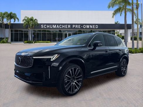 Certified 2026 Volvo XC90 B6 Plus w/ Protection Package Premier AWD/4WD image 3
