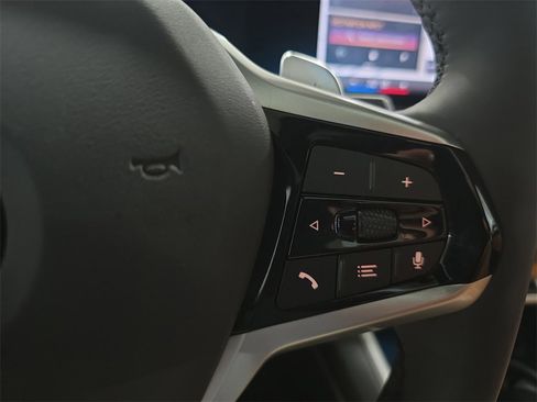 Certified 2025 BMW 330i Sedan w/ Convenience Package image 15