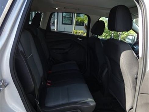 Used 2015 Ford Escape SE FWD image 50