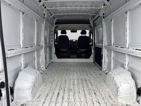 Used 2023 RAM ProMaster 2500 image 14