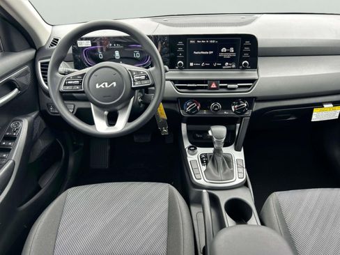 New 2026 Kia Seltos LX image 13