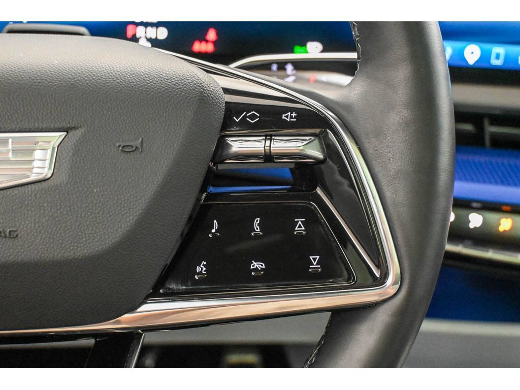 Certified 2025 Cadillac Optiq Sport 1 AWD/4WD image 45