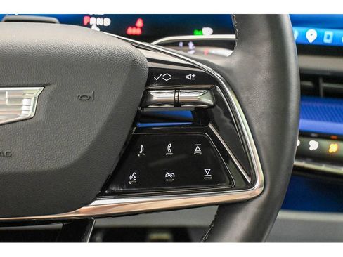 Certified 2025 Cadillac Optiq Sport 1 AWD/4WD image 45