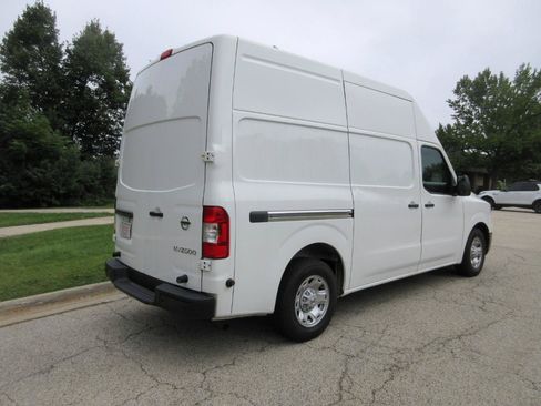 Used 2021 Nissan NV 2500 SV RWD image 8