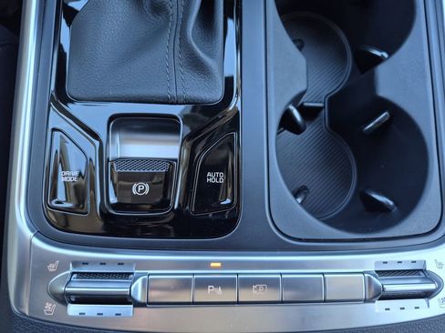 New 2026 Kia Carnival SX FWD image 27