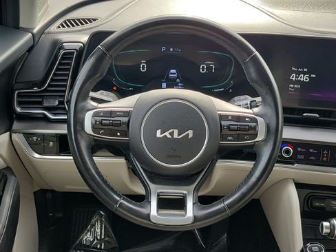 Used 2023 Kia Sportage EX FWD image 18