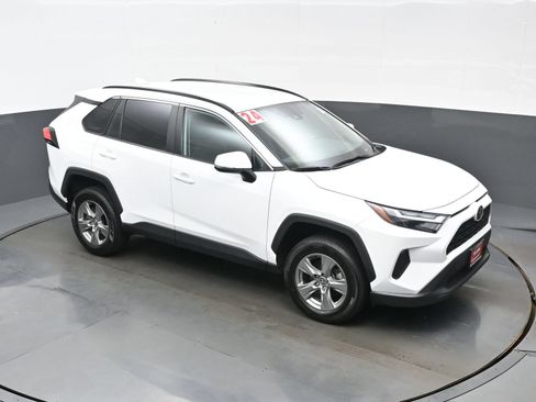 Used 2024 Toyota RAV4 XLE FWD image 34