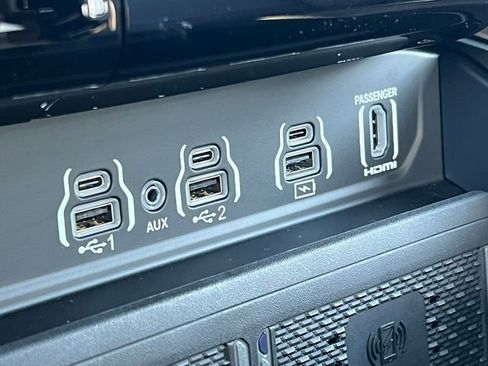 Used 2025 RAM 3500 Longhorn image 43