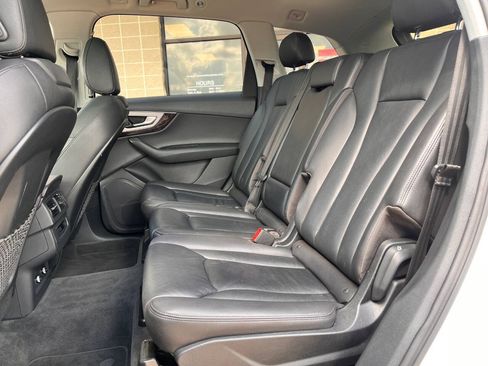 Used 2019 Audi Q7 2.0T Premium w/ Convenience Package AWD/4WD image 20