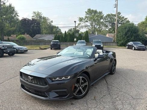 Used 2024 Ford Mustang Premium RWD image 9