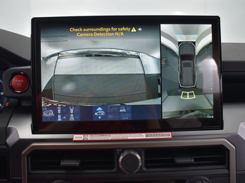 Used 2025 Toyota 4Runner TRD Sport Premium AWD/4WD image 17