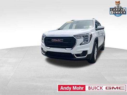 Used 2024 GMC Terrain SLE w/ Driver Convenience Package FWD image 8