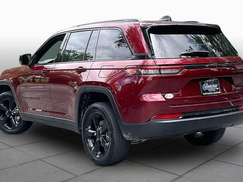 Used 2024 Jeep Grand Cherokee Limited w/ Black Appearance Package RWD image 13